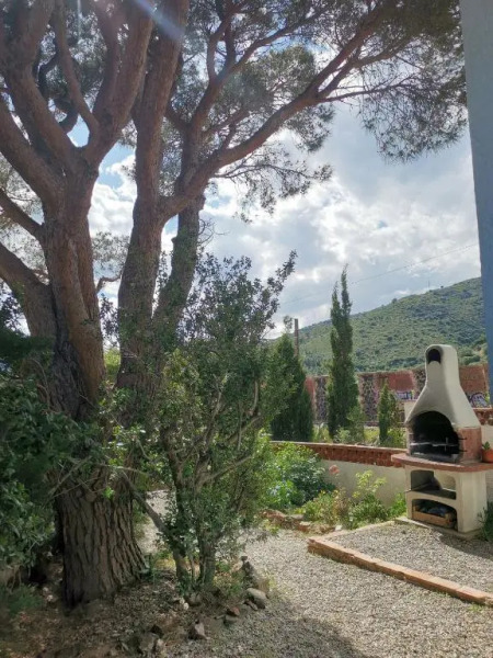 Caseta de pescadors a les cales de Colera, 2ª linea de mar