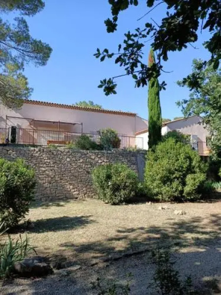 Grande Maison mitoyenne