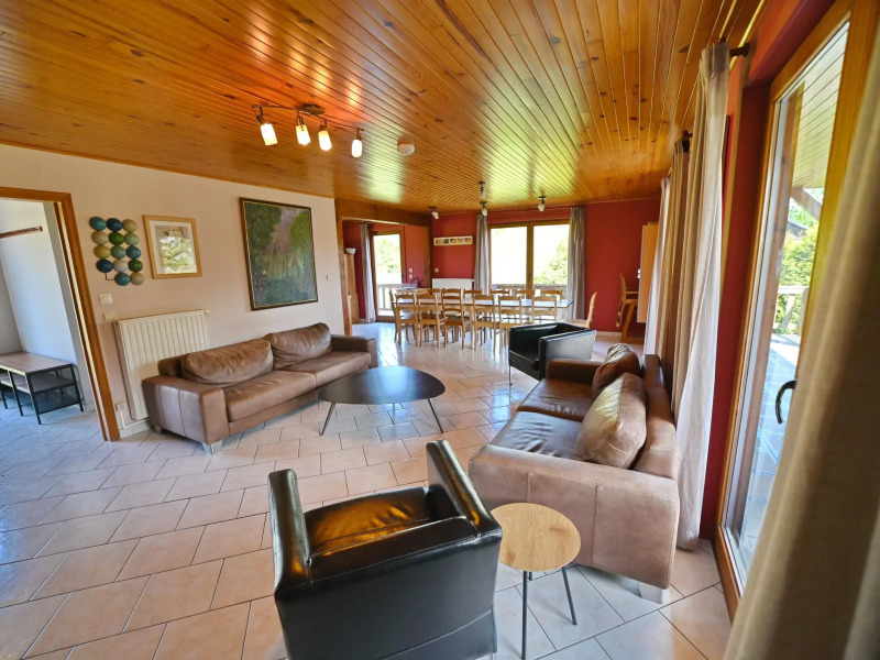 Spacious holiday home for 12 adults and 3 children with sauna / private pool