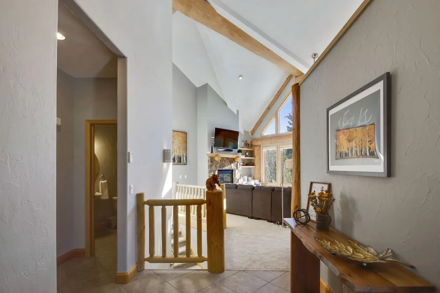 Lakota Mountain Lodge Luxury Villa #205 by Winter Park Escapes
