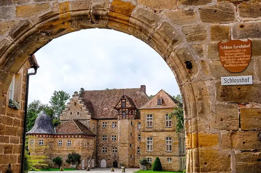Gutsverwaltung Schloss Eyrichshof