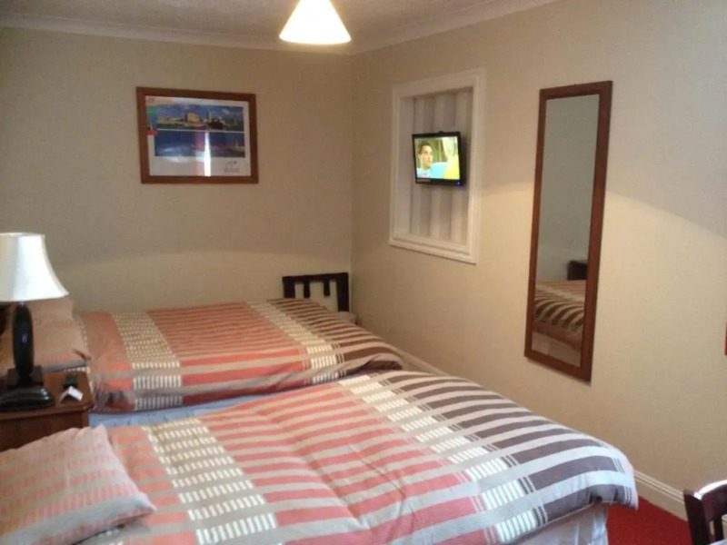 Countrywide Inns - Brannigans Glendine Inn