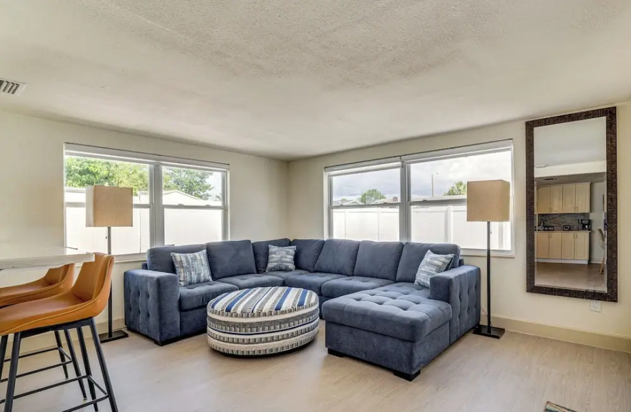 5 Mi to Beach: Home w/ Pool in Holiday!