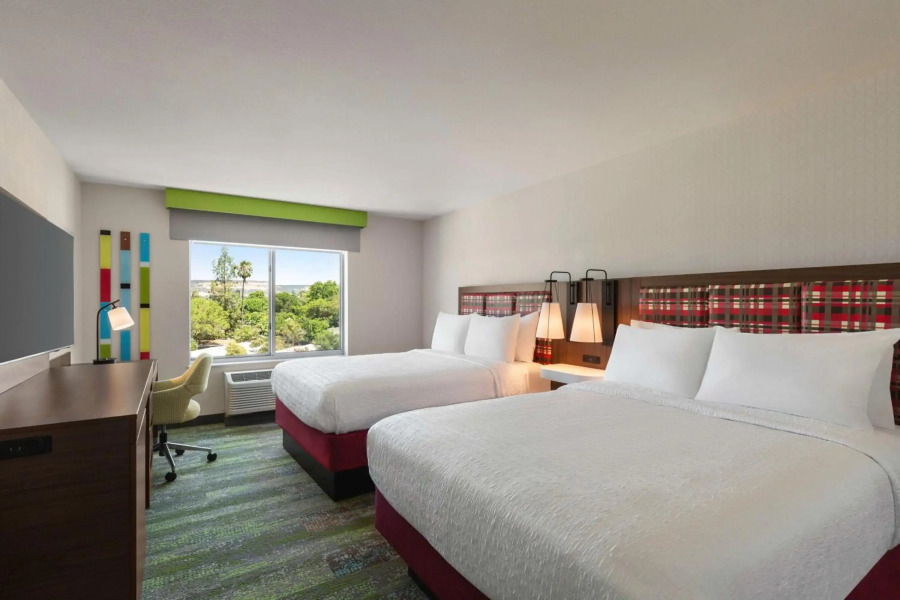 Hampton Inn & Suites Oroville