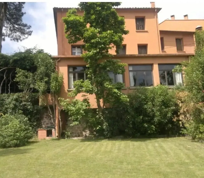 Logis Hôtel Restaurant Les Glycines