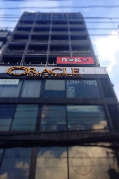 The Oracle Hotel