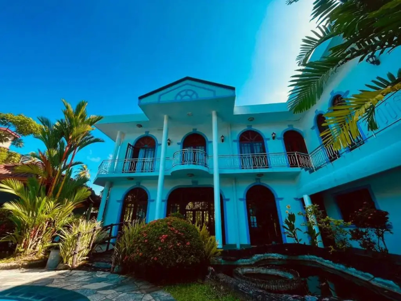 Hotel Blue Sapphire