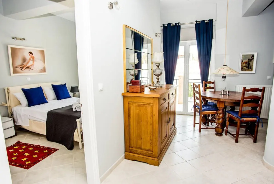 Xenia Ionis Luxury Concept Apartments