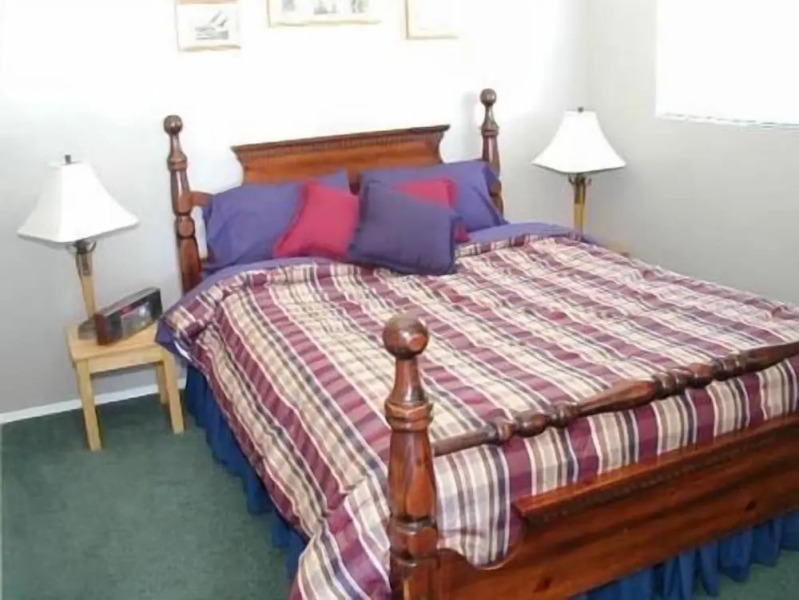 Ty Collwyn Waterfront Retreat