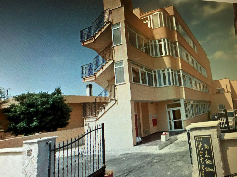 Hotel De La Ville Relais