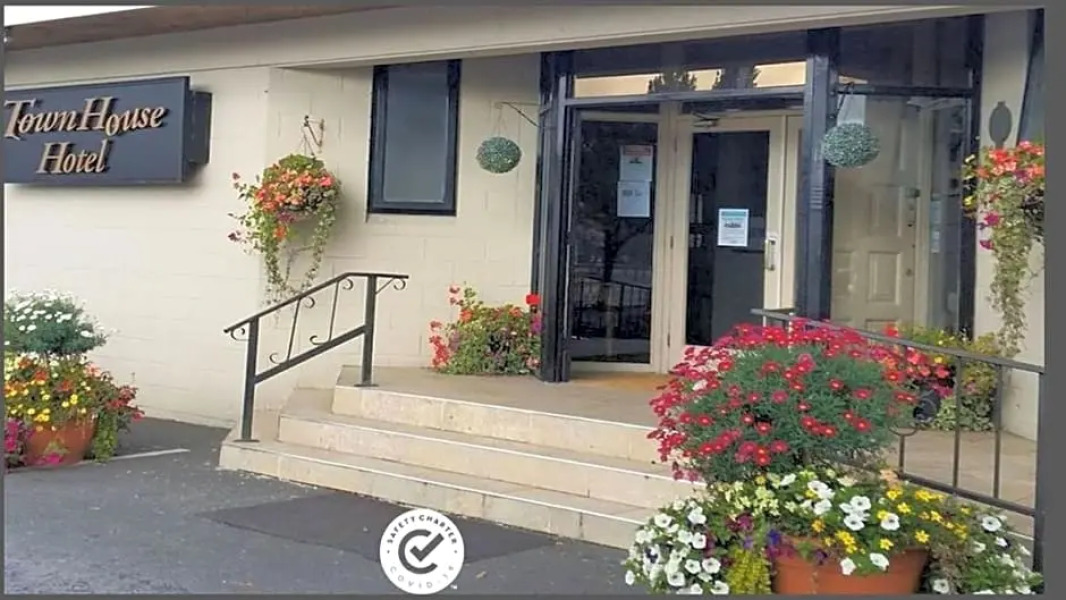 The Town House Hotel