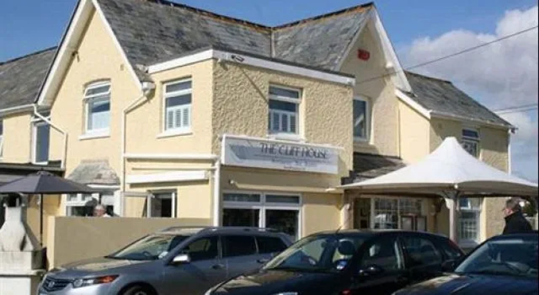 The Cliff House Hotel