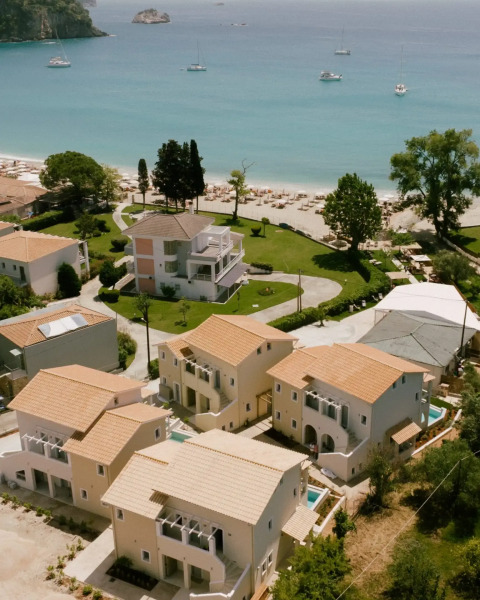 Eterrano Seaside Retreat