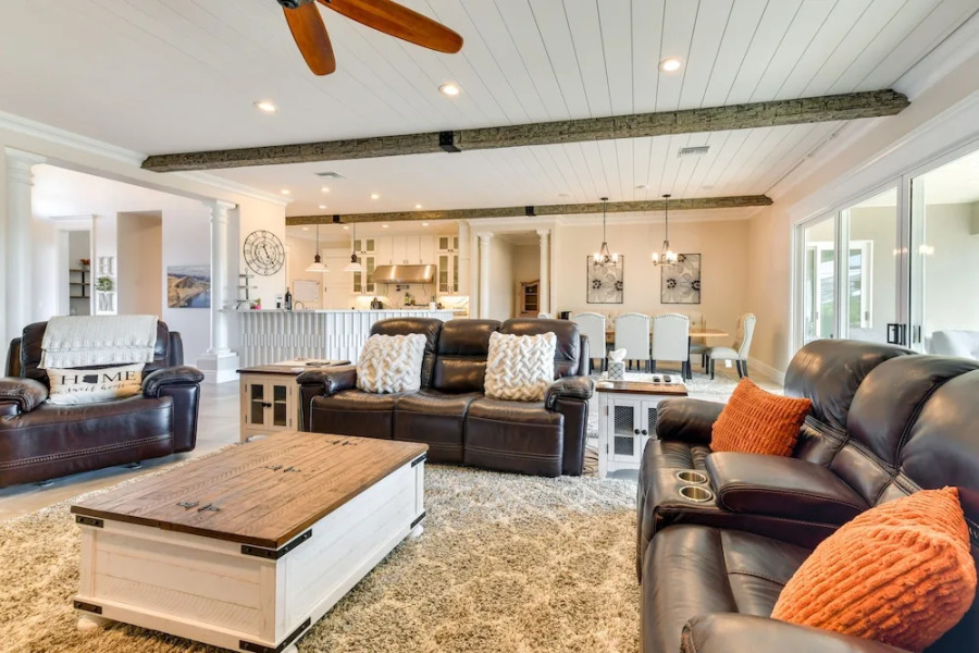 Spacious Queen Creek Home w/ Hot Tub & Pool!