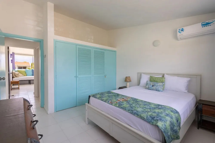 Light House Beach house with Ocean View