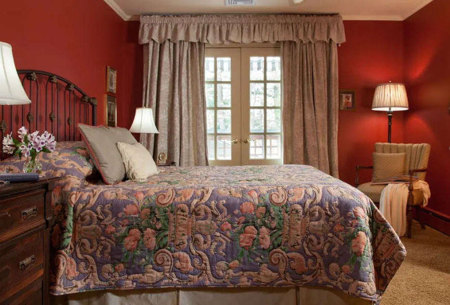 Journey Inn Bed & Breakfast