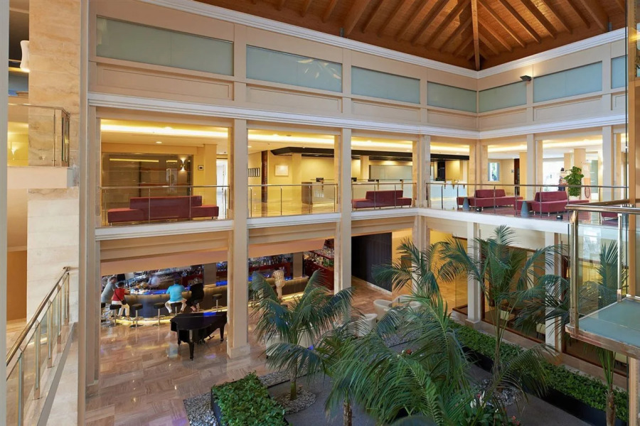 Hipotels Playa La Barrosa - Adults Only