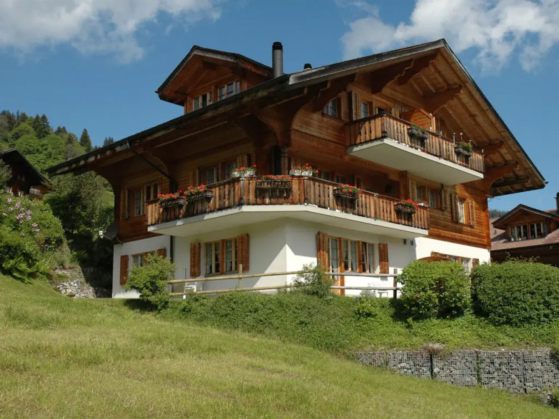 Luxury Chalet in Habkern with Private Garden