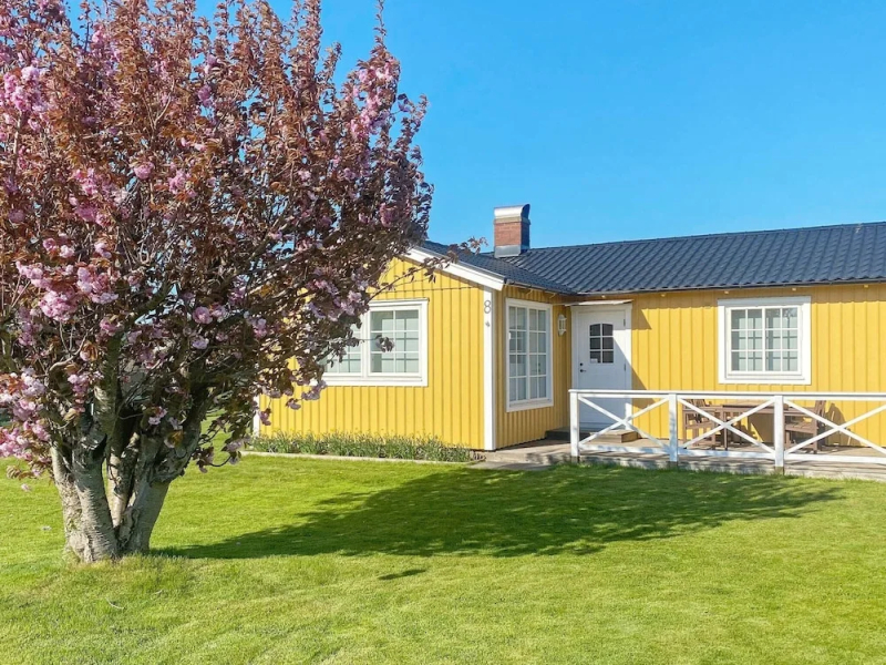 4 Person Holiday Home in Tvaaker-by Traum