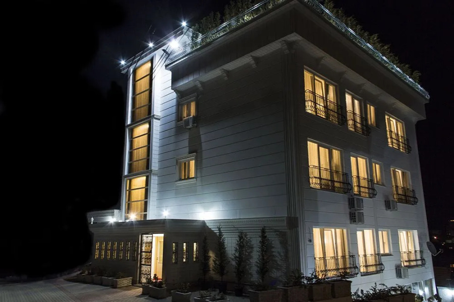 La Familia Residence