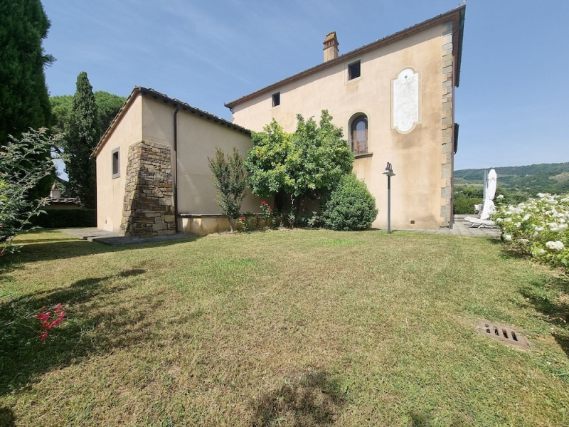 Exquisite Villa in Lamporecchio With Private Pool