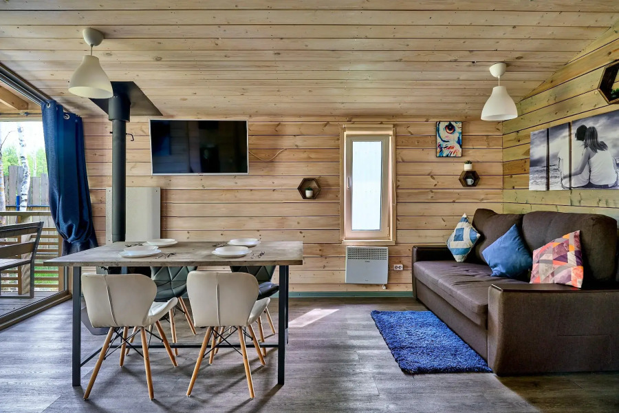 Дача Голубое Озеро с камином