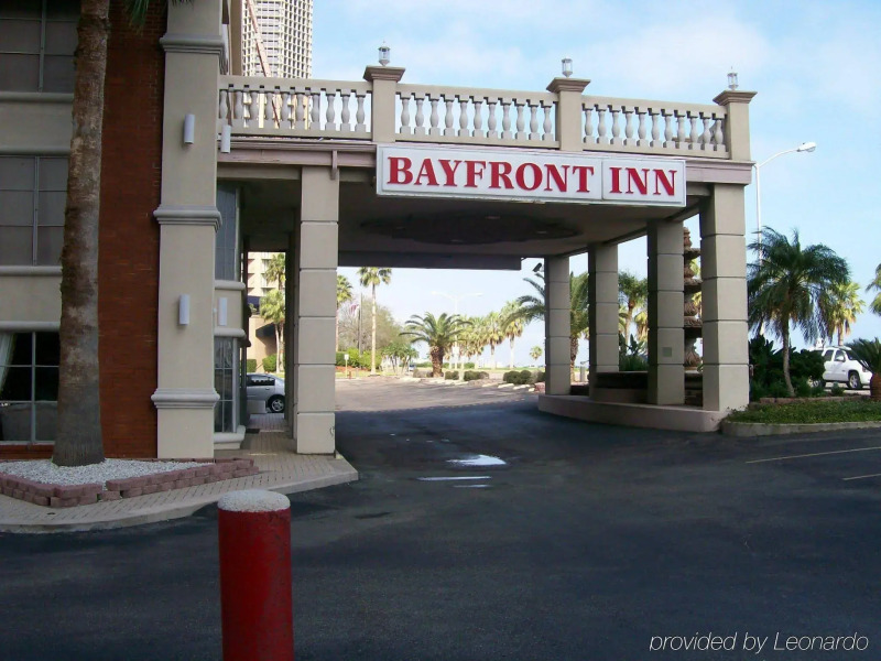 Hotel Corpus Christi Bayfront