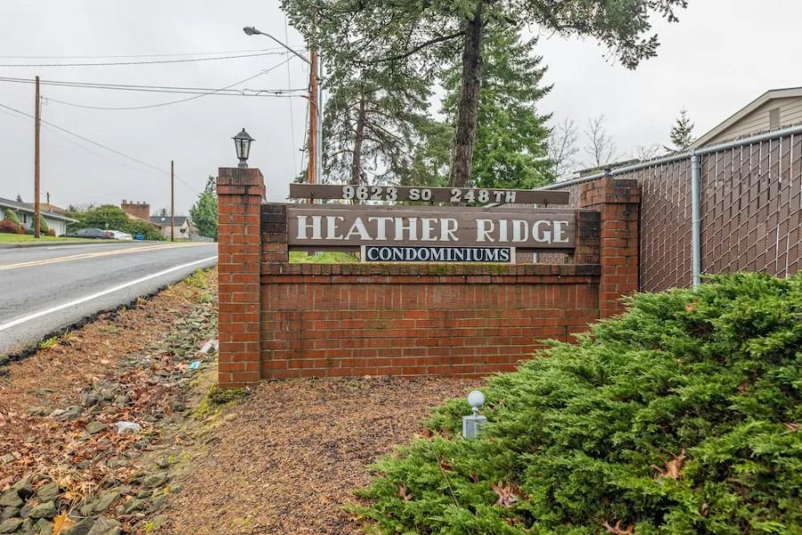 Cute Delightfully Remodeled Spacious Condo 2 Bedroom Condo by RedAwning