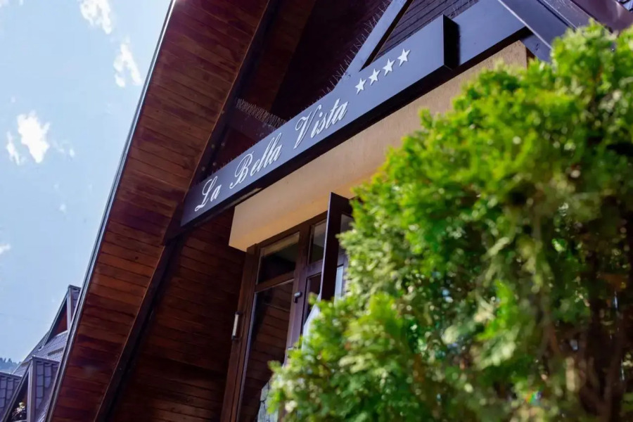 Pensiunea La Bella Vista