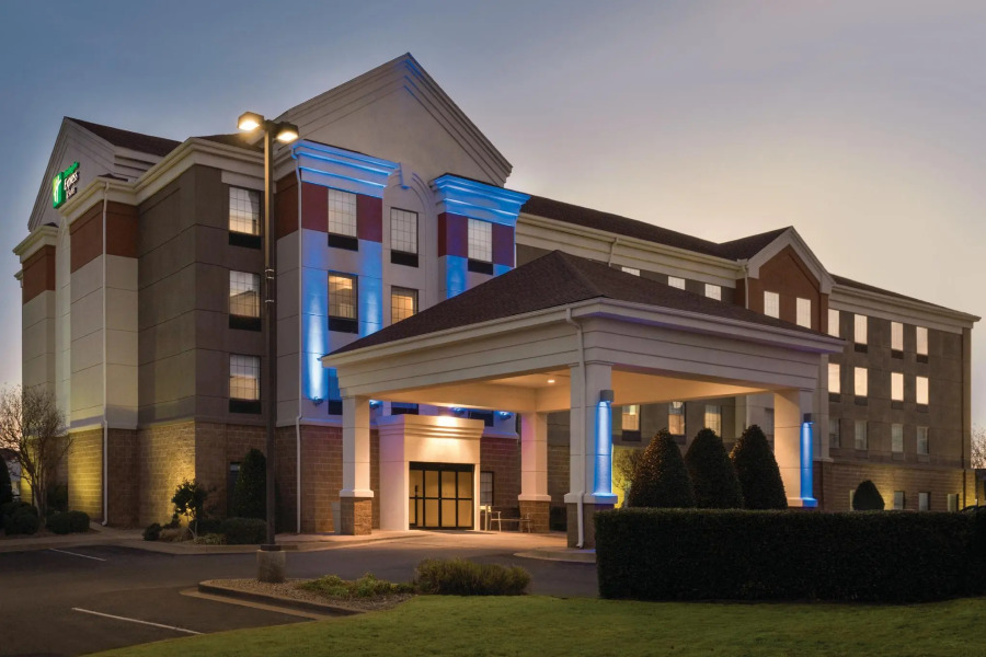 Holiday Inn Express Hotel & Suites Lawton-Fort Sill by IHG
