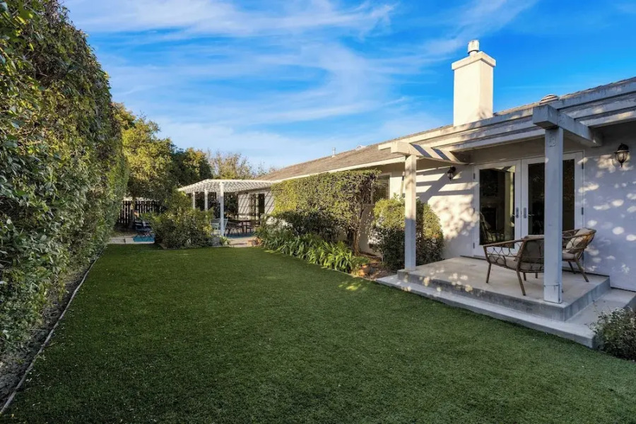 Goleta Getaway by Avantstay Private Backyard, 1.5mi to the Beach!