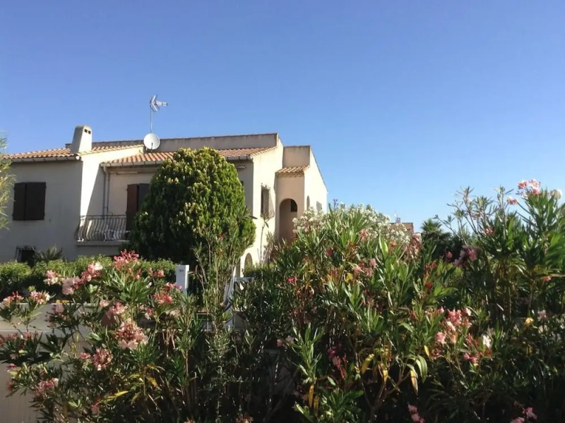 House With 3 Bedrooms in Montady, With Wonderful City View and Enclose