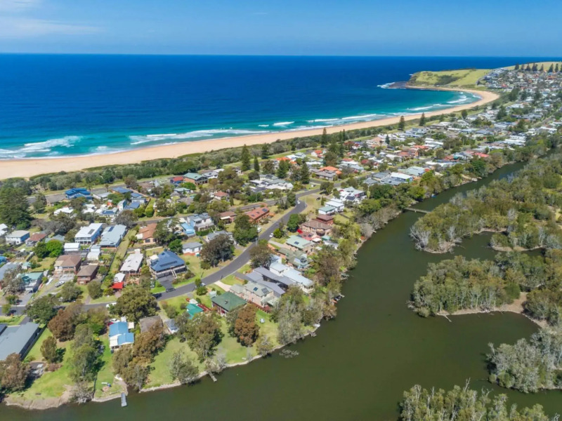 SEA MIST Gerringong 4pm Check Out Sundays