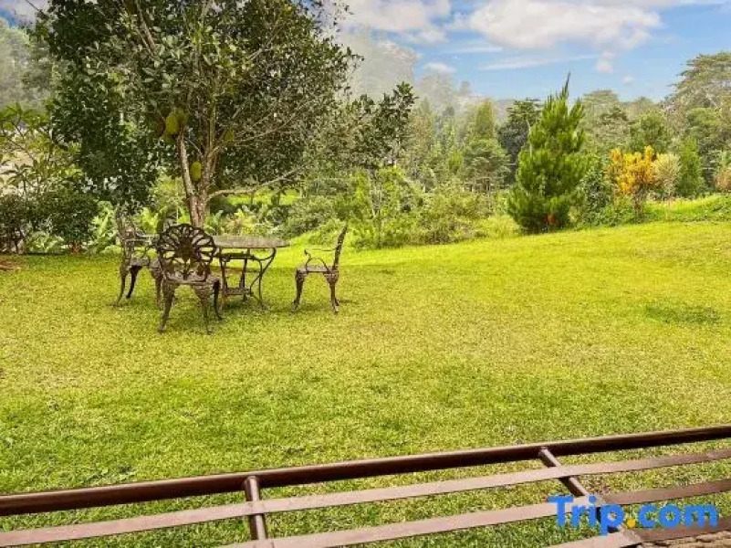 Large Villa Ciater 3BR near Sariater