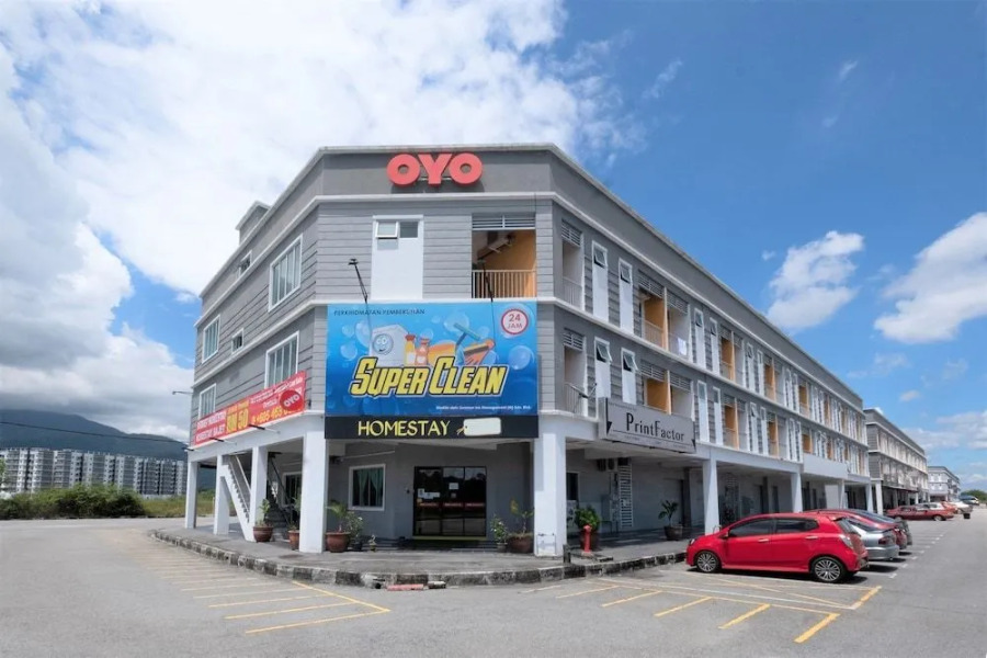 OYO 90054 Summer Inn