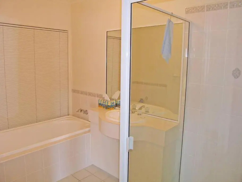 ORSO1O - Water View House