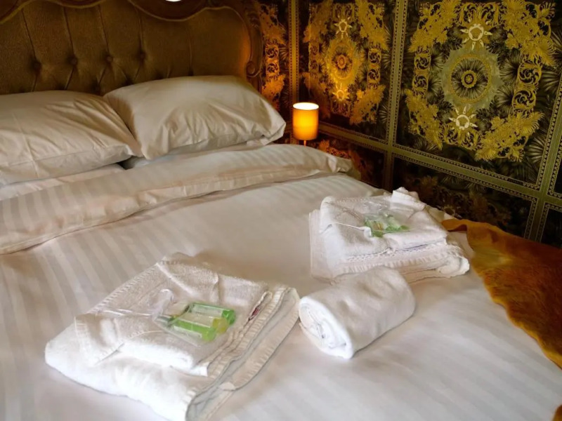 Deluxe 4/5 Bed Hot Tub Cinema Room 15