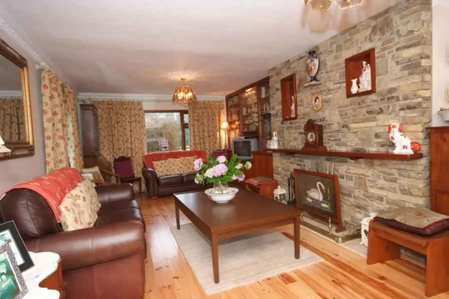 Alderhaven Country Home