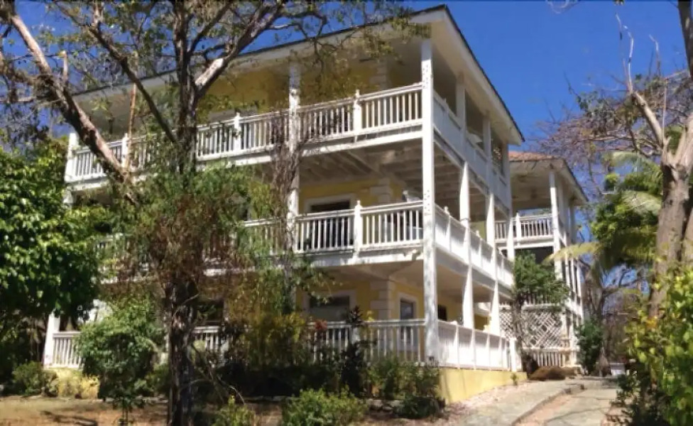 Stunning Loft with Golf Cart