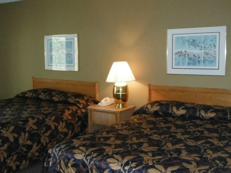 Lake Pateros Motor Inn