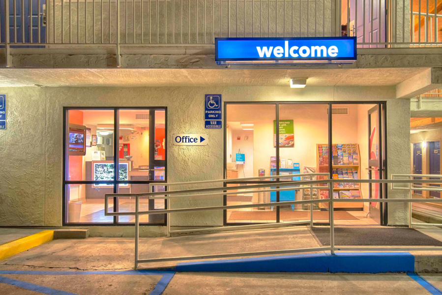 Motel 6 Mammoth Lakes, CA
