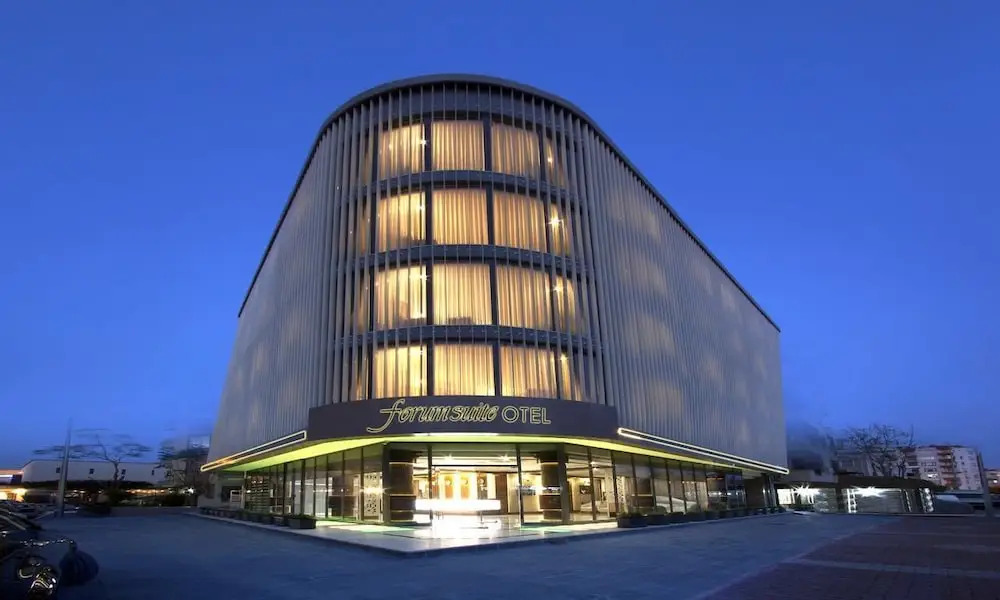 Forum Suite Hotel