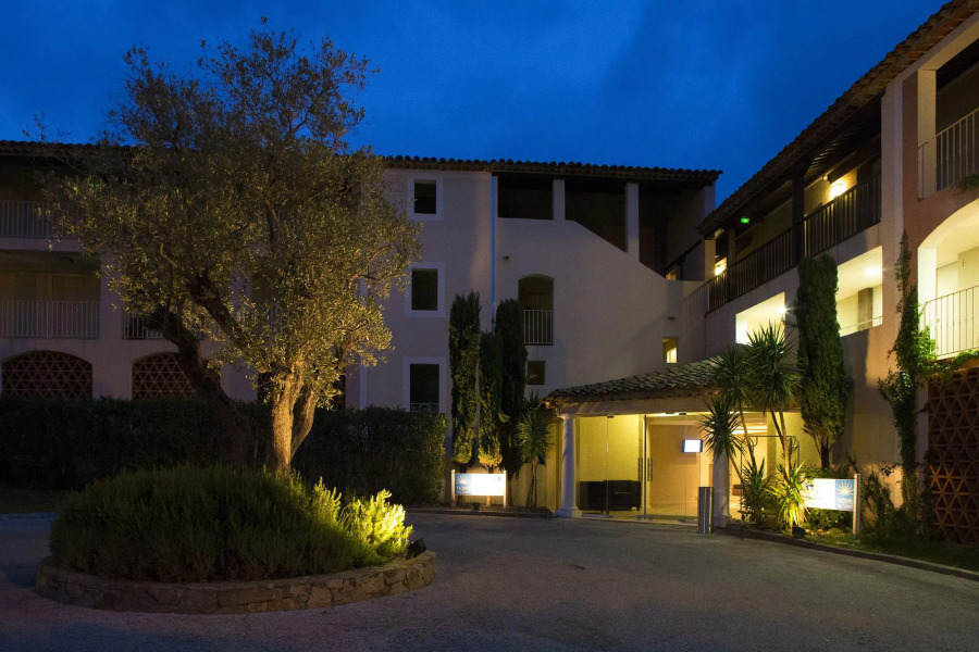 SOWELL Family Port Grimaud