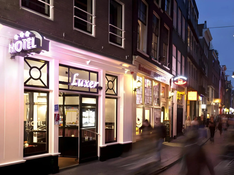 Hotel Luxer