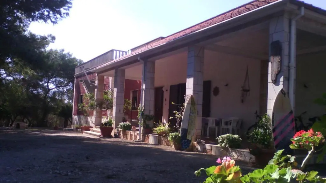 COOEE Surf House and Hospitality