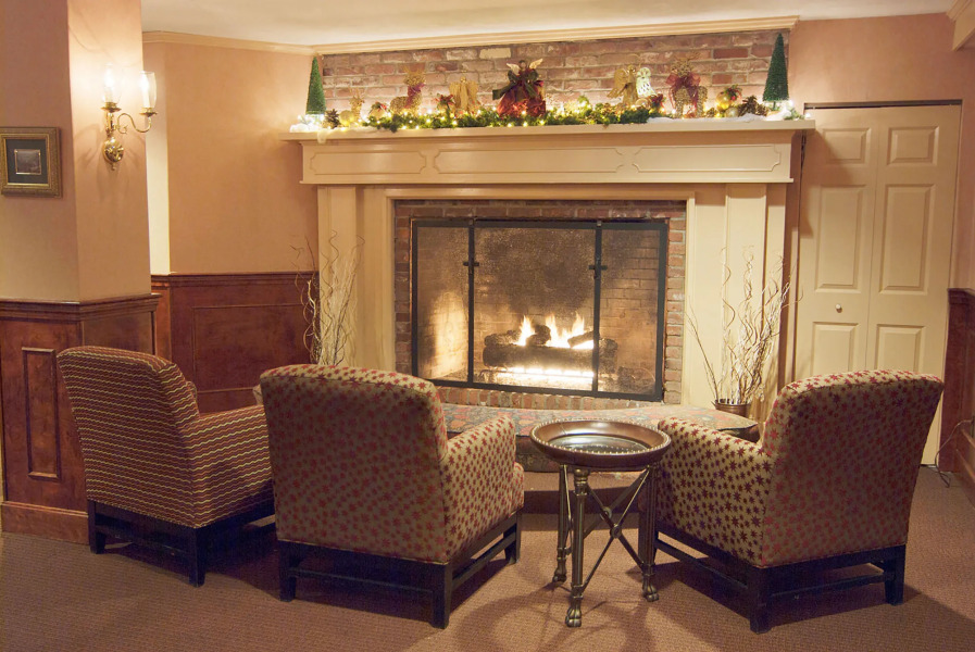 Red Jacket Mountain View Hotel