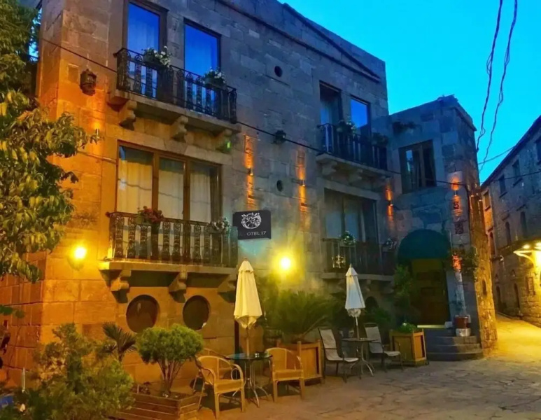 Tas Hotel 17