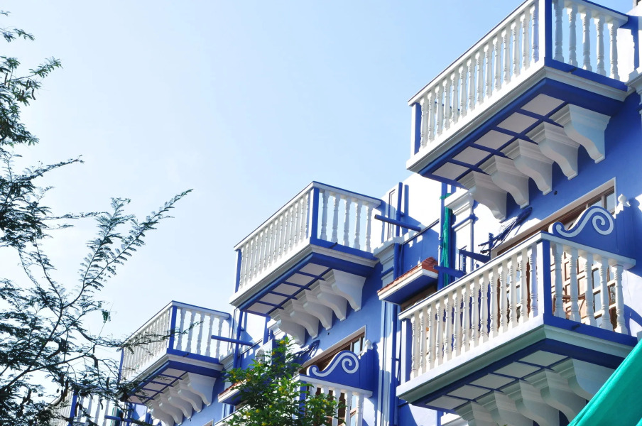 Mayflower Beach Resort