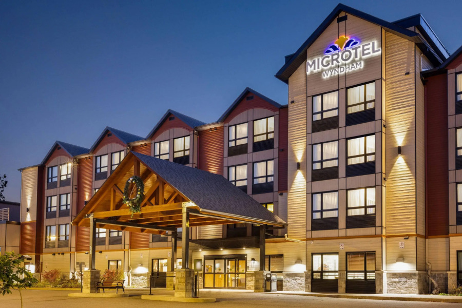 Microtel Inn & Suites by Wyndham Mont Tremblant