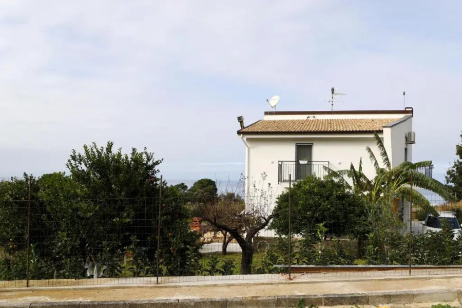 Assabinirica (Adults Only)